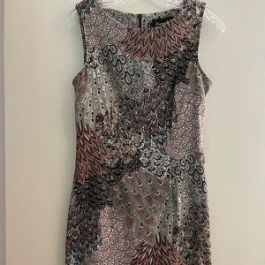 Connected multicolor dress size 6
